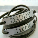 blog logo of Daddy's Desk